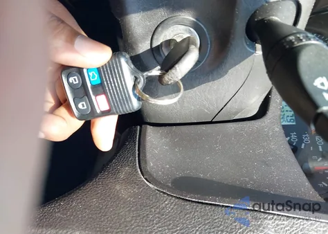 2007 Ford Focus S/Se/Ses из США, поврежденный, VIN 1FAHP37N27W161139